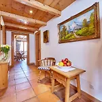Foehrenhof 3* فراشانت