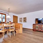 Foehrenhof بيت ضيافة فراشانت