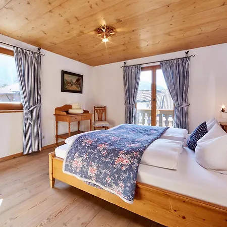 Guest house Fohrenhof Garni Farchant