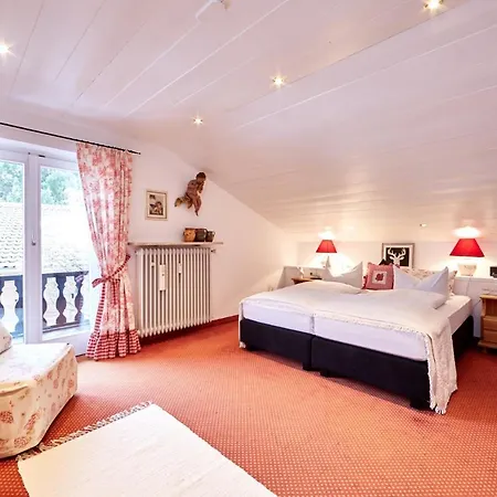 Fohrenhof Garni Guest house 3*