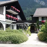 Foehrenhof