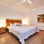 Foehrenhof 3* فراشانت