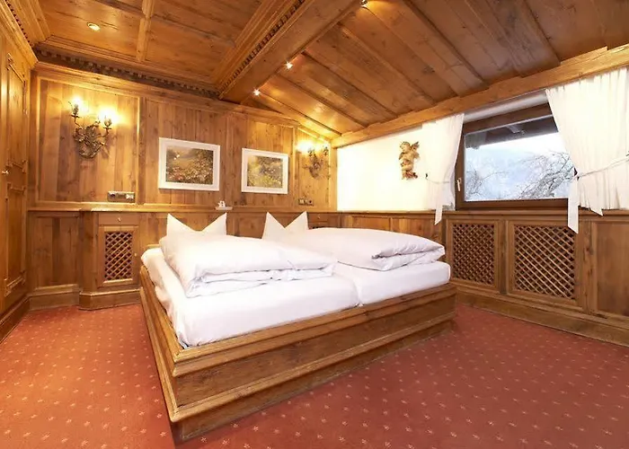 بيت ضيافة Foehrenhof 3*